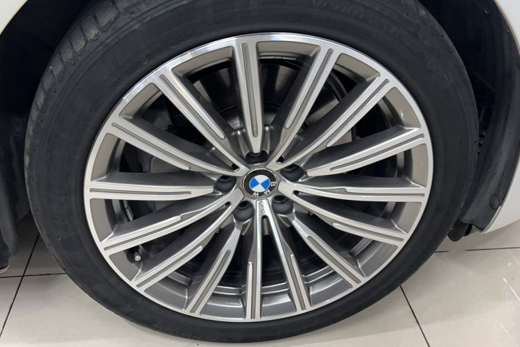 Used BMW 6 Series GT 2018 630i Luxury Design Package Exterior 3