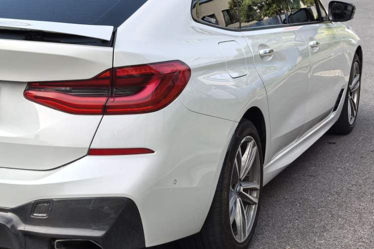 Used BMW 6 Series GT 2018 630i M Sport Package Exterior 4