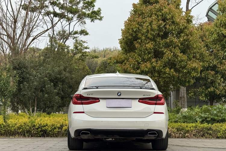 Used BMW 6 Series GT 2018 630i Luxury Design Package Exterior 4