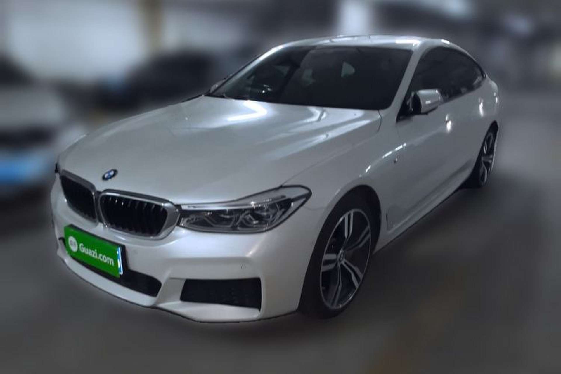 Used BMW 6 Series GT 2018 640i xDrive M Sport Package Front Left 45 Deg