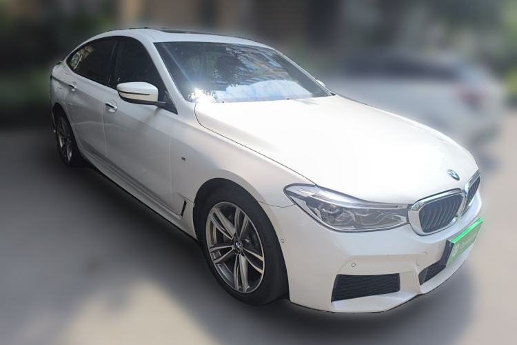Used BMW 6 Series GT 2018 630i M Sport Package Front Right 45 Deg
