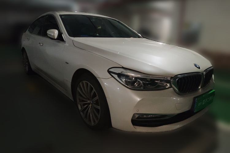 Used BMW 6 Series GT 2018 630i Luxury Design Package Front Right 45 Deg