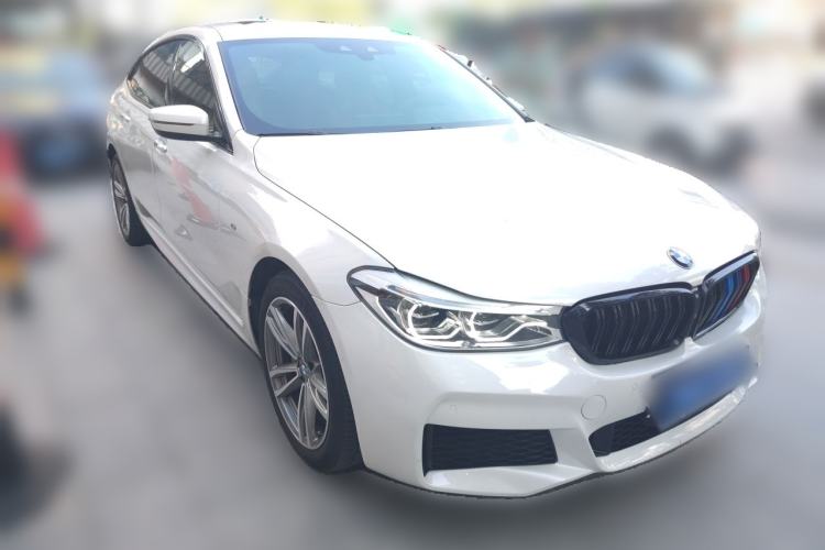 Used BMW 6 Series GT 2018 630i M Sport Package Front Right 45 Deg