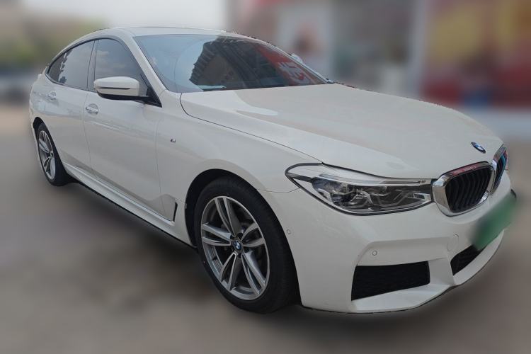 Used BMW 6 Series GT 2018 630i M Sport Package Front Right 45 Deg