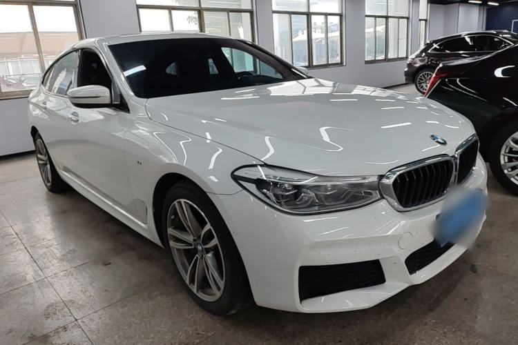 Used BMW 6 Series GT 2018 630i M Sport Package Front Right 45 Deg
