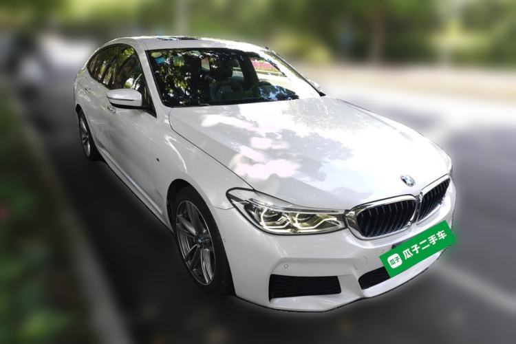 Used BMW 6 Series GT 2018 630i Luxury Design Package Front Right 45 Deg