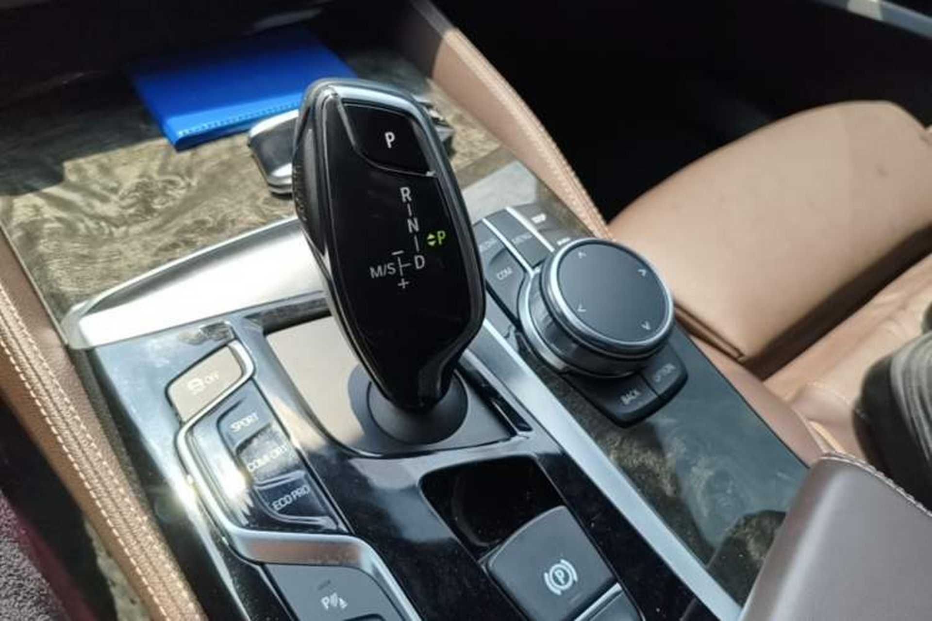 Used BMW 6 Series GT 2018 640i xDrive M Sport Package Gear Lever