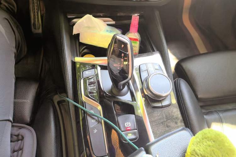 Used BMW 6 Series GT 2018 630i M Sport Package Gear Lever