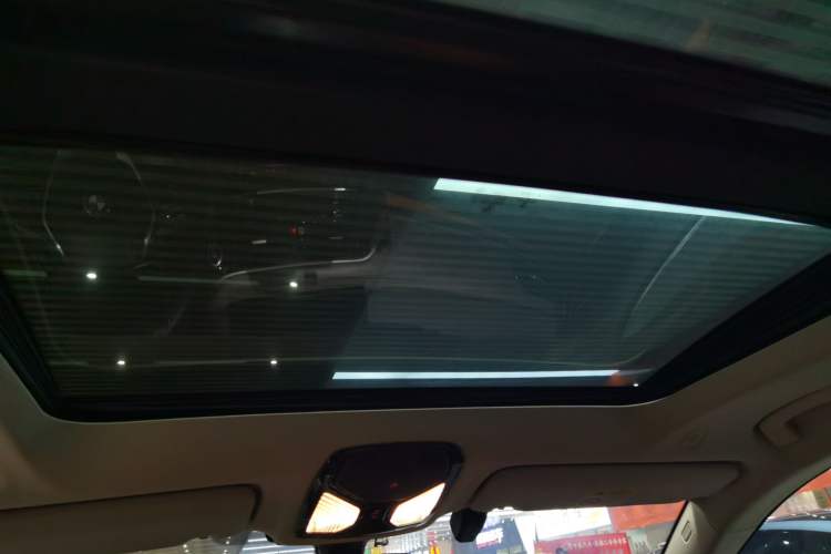 Used BMW 6 Series GT 2018 630i Luxury Design Package Headliner