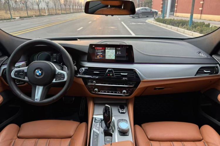 Used BMW 6 Series GT 2018 630i M Sport Package Interior 1