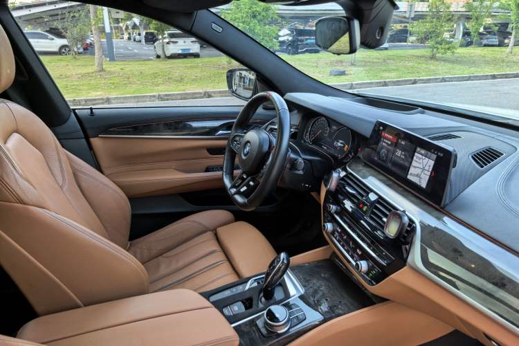 Used BMW 6 Series GT 2018 630i M Sport Package Interior 9