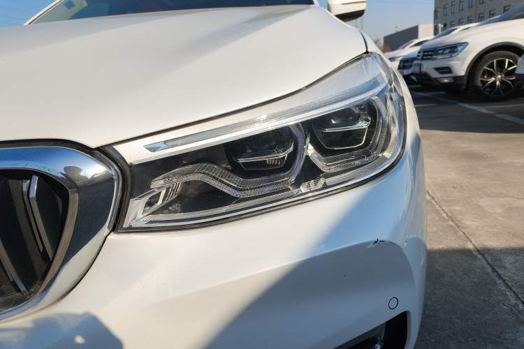 Used BMW 6 Series GT 2018 630i Luxury Design Package Left Front Headlight