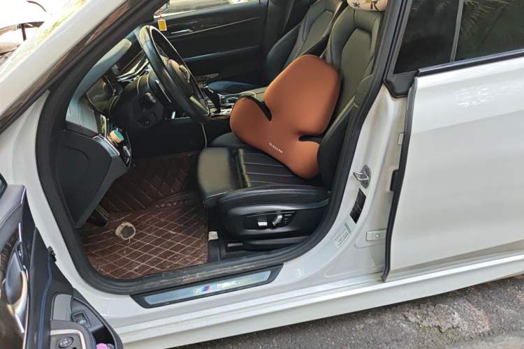 Used BMW 6 Series GT 2018 630i M Sport Package Left Front Seat