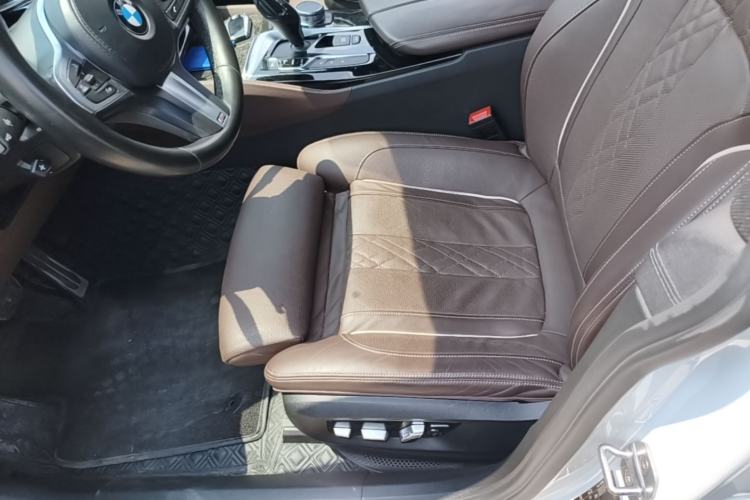 Used BMW 6 Series GT 2018 640i xDrive M Sport Package Left Front Seat