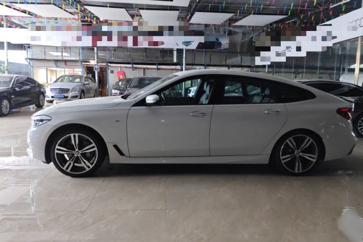 Used BMW 6 Series GT 2018 640i xDrive M Sport Package Left Side
