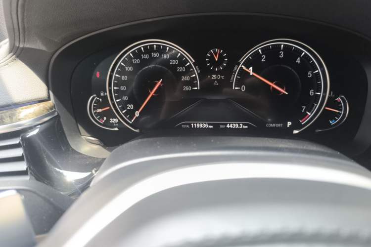 Used BMW 6 Series GT 2018 630i M Sport Package Odometer Close Up