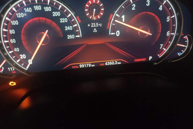 Used BMW 6 Series GT 2018 630i M Sport Package Odometer Close Up