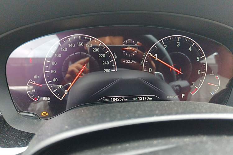 Used BMW 6 Series GT 2018 630i M Sport Package Odometer Close Up