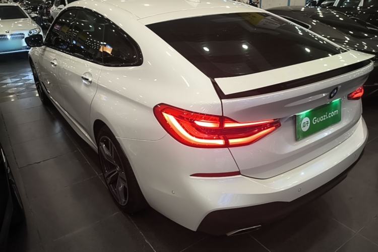 Used BMW 6 Series GT 2018 640i xDrive M Sport Package Rear Left 45 Deg