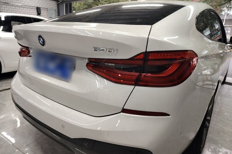 Used BMW 6 Series GT 2018 630i M Sport Package Rear Right 45 Deg