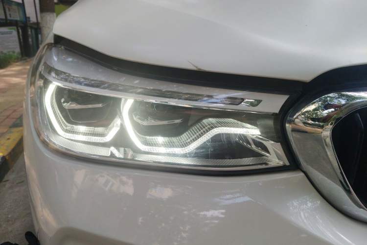 Used BMW 6 Series GT 2018 630i M Sport Package Right Front Headlight