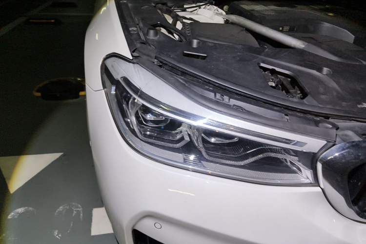 Used BMW 6 Series GT 2018 630i M Sport Package Right Front Headlight