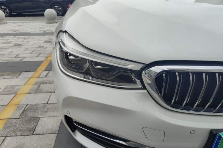 Used BMW 6 Series GT 2018 630i Luxury Design Package Right Front Headlight