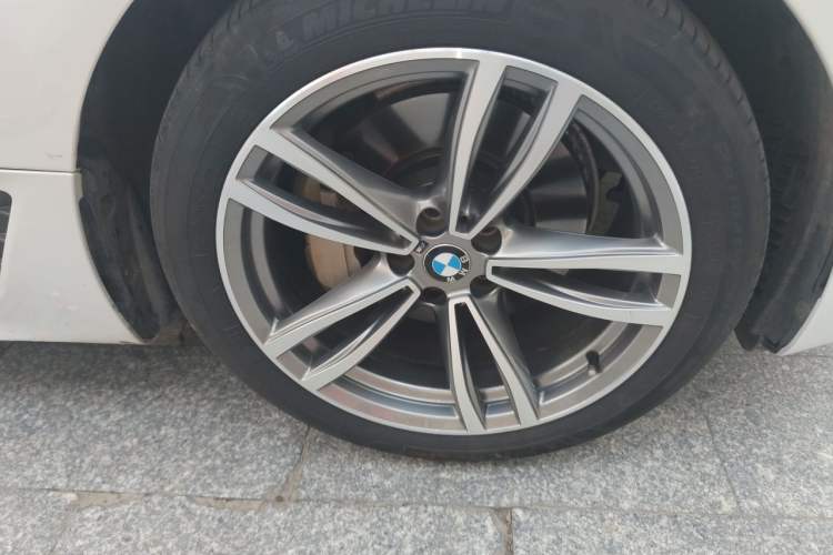 Used BMW 6 Series GT 2018 630i M Sport Package Right Front Wheel Hub