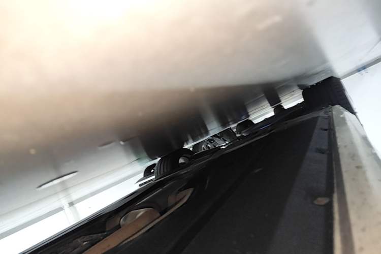 Used BMW 6 Series GT 2018 640i xDrive M Sport Package Right Side Sill