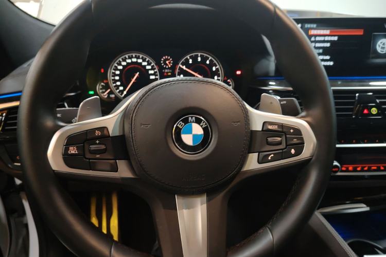 Used BMW 6 Series GT 2018 640i xDrive M Sport Package Steering Wheel
