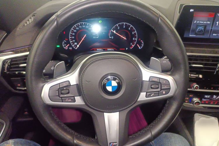 Used BMW 6 Series GT 2018 640i xDrive M Sport Package Steering Wheel