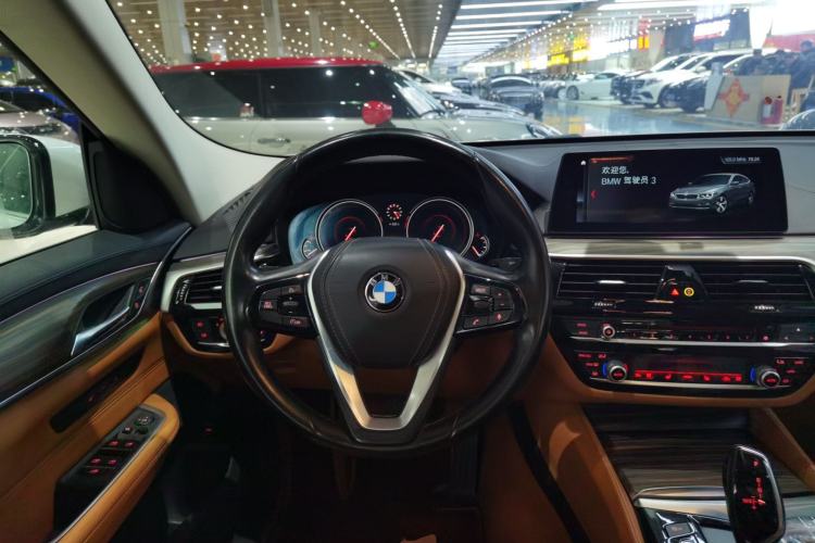 Used BMW 6 Series GT 2018 630i Luxury Design Package Steering Wheel