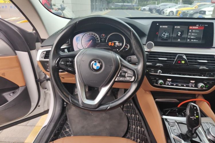 Used BMW 6 Series GT 2018 630i Luxury Design Package Steering Wheel