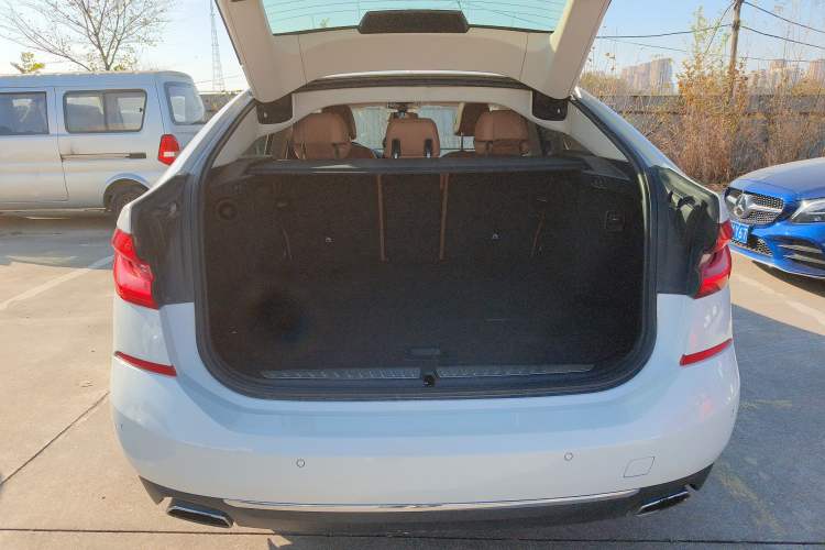 Used BMW 6 Series GT 2018 630i Luxury Design Package Trunk