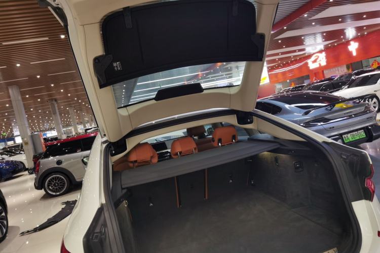 Used BMW 6 Series GT 2018 630i Luxury Design Package Trunk
