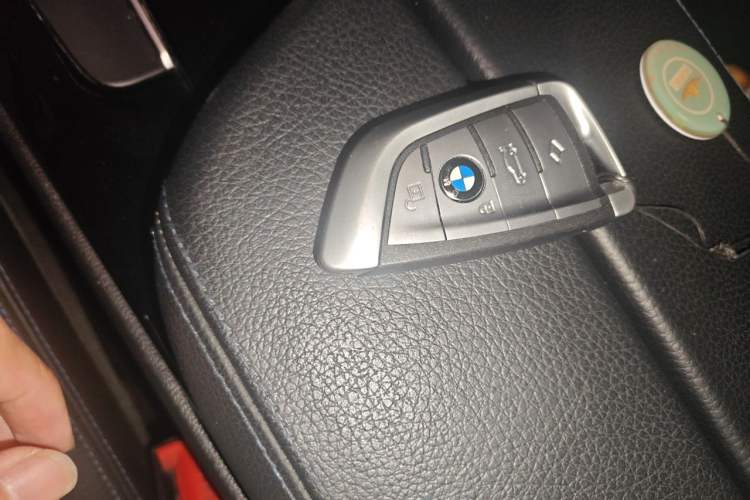Used BMW 6 Series GT 2018 630i M Sport Package Vehicle Key