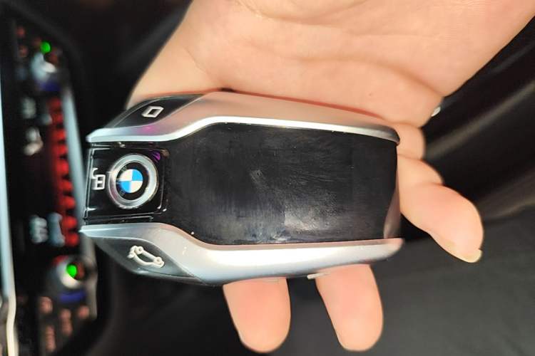 Used BMW 6 Series GT 2018 640i xDrive M Sport Package Vehicle Key