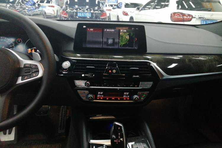 Used BMW 6 Series GT 2019 630i M Sport Package Audio And AC Panel