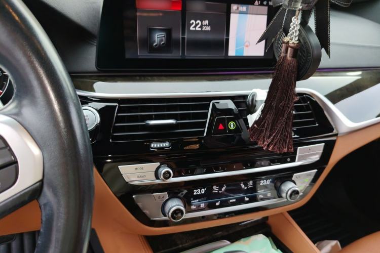 Used BMW 6 Series GT 2019 630i M Sport Package Audio And AC Panel
