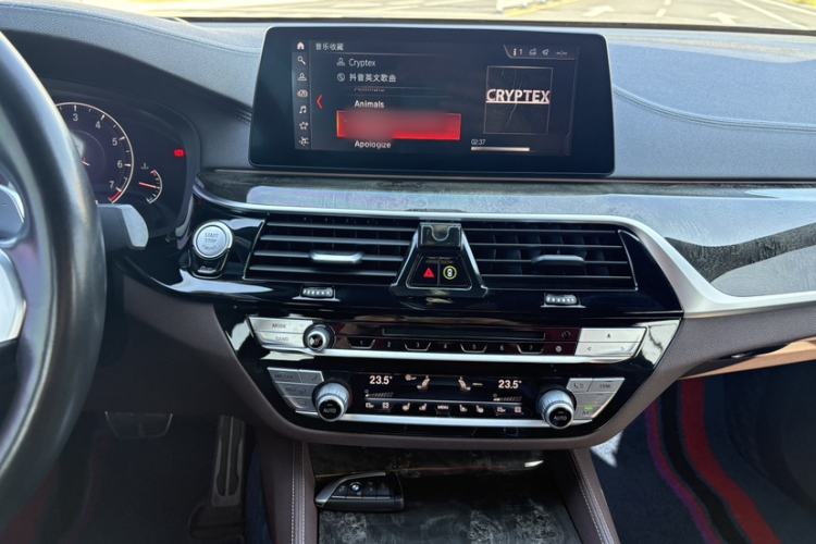 Used BMW 6 Series GT 2019 630i M Sport Touring Edition Audio And AC Panel