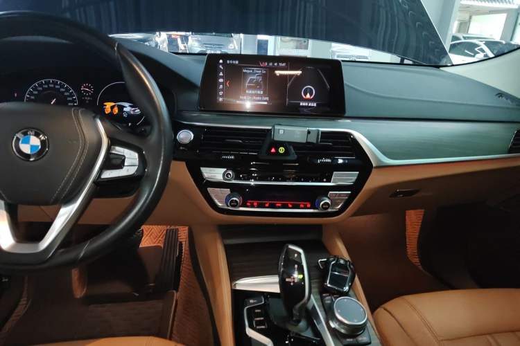 Used BMW 6 Series GT 2019 630i Luxury Design Package Audio And AC Panel