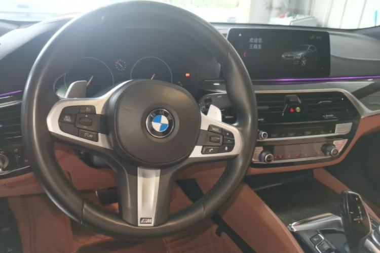 Used BMW 6 Series GT 2019 630i M Sport Package Center Console