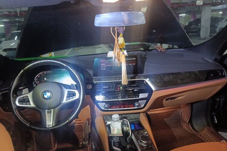 Used BMW 6 Series GT 2019 630i M Sport Package Center Console