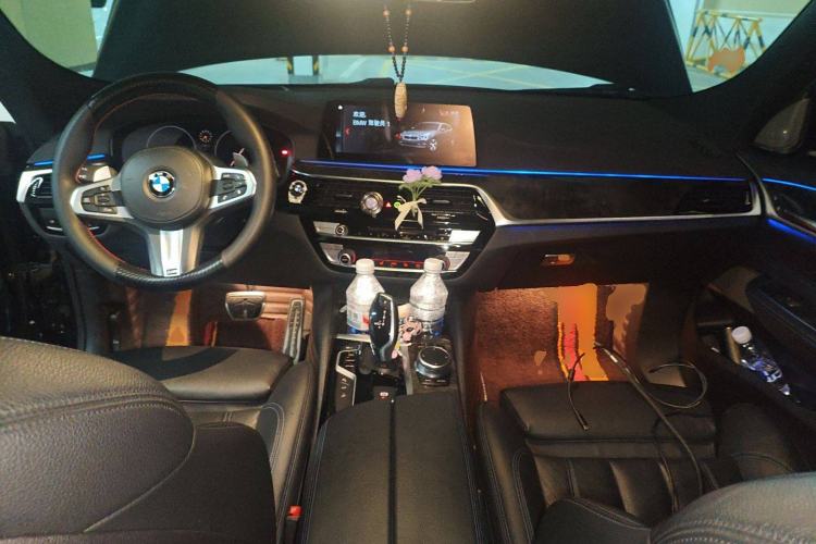 Used BMW 6 Series GT 2019 630i M Sport Package Center Console