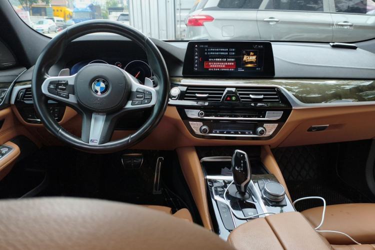 Used BMW 6 Series GT 2019 630i M Sport Package Center Console