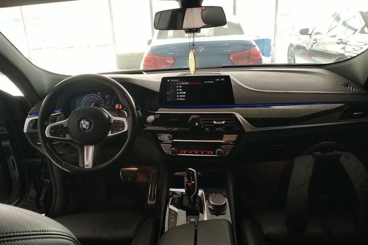 Used BMW 6 Series GT 2019 630i M Sport Package Center Console