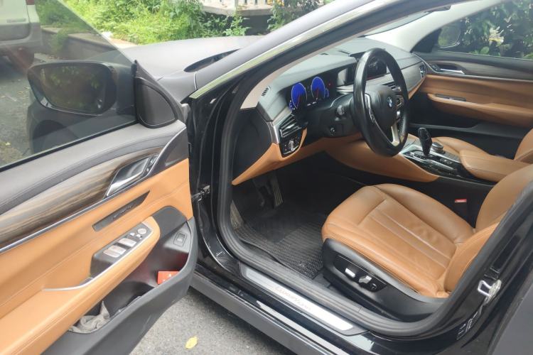 Used BMW 6 Series GT 2019 630i Luxury Design Package Driver Seat