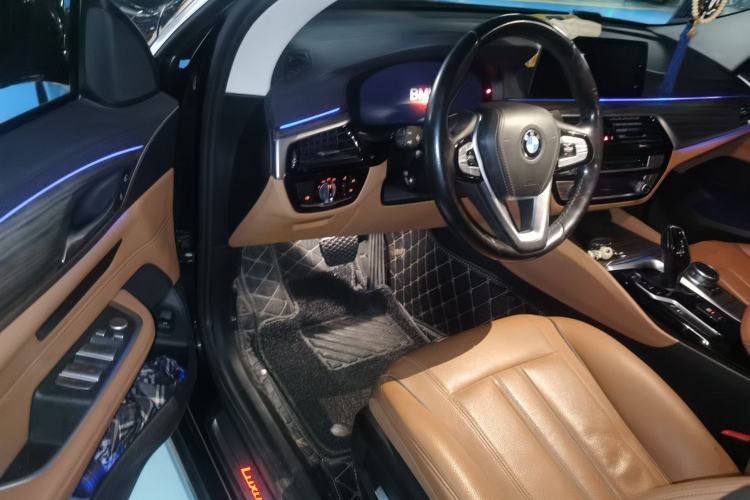 Used BMW 6 Series GT 2019 630i Luxury Design Package Driver Seat