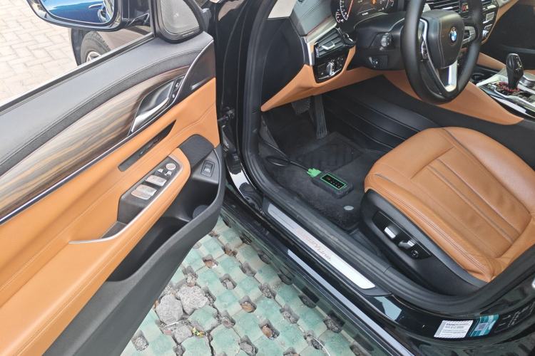 Used BMW 6 Series GT 2019 630i Luxury Design Package Driver Seat
