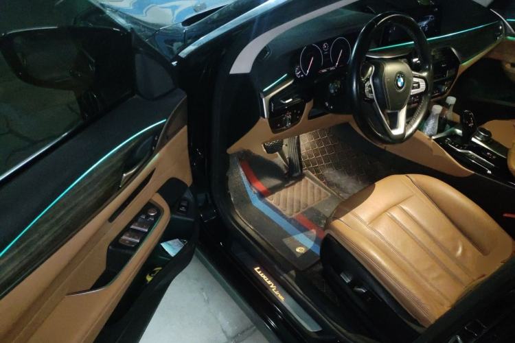 Used BMW 6 Series GT 2019 630i Luxury Design Package Driver Seat
